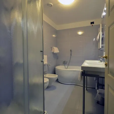 Hotel Edo 3*