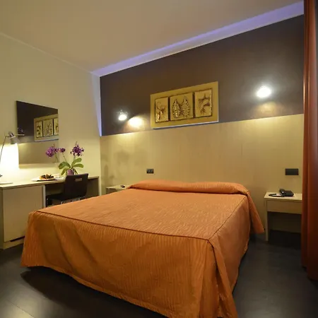 Edo Hotel 3*